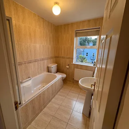 Modern In The Heart Of Village *