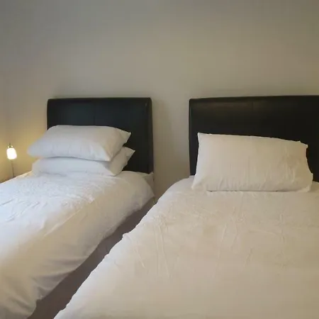 度假居 Modern In The Heart Of Village *